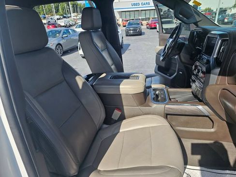 Used 2019 Chevrolet Silverado 1500 LTZ w/ LTZ Plus Package AWD/4WD image 14