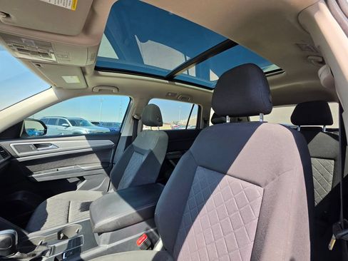 Used 2018 Volkswagen Atlas Launch Edition FWD image 13