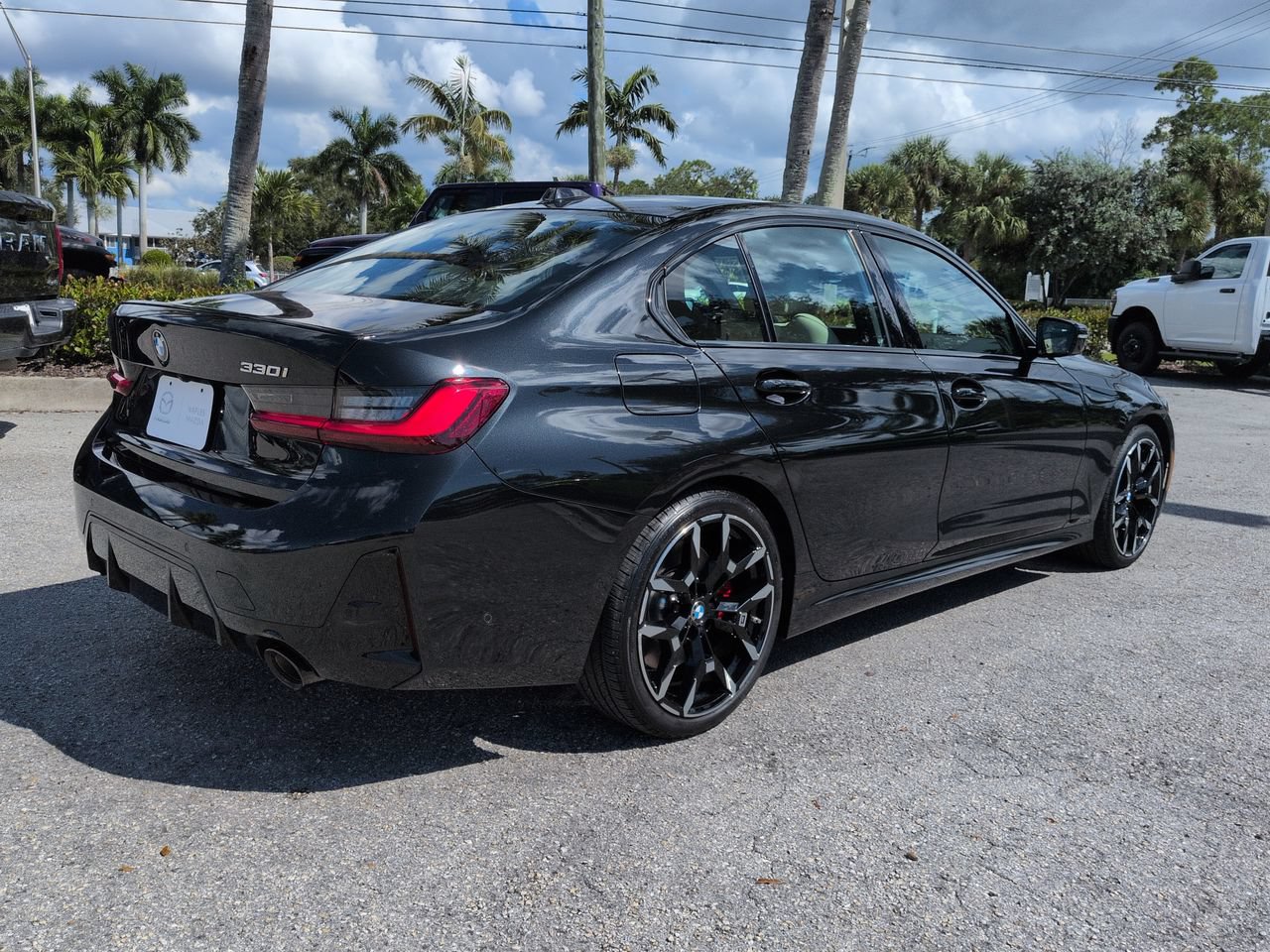 Used 2026 BMW 330i Sedan RWD image 5
