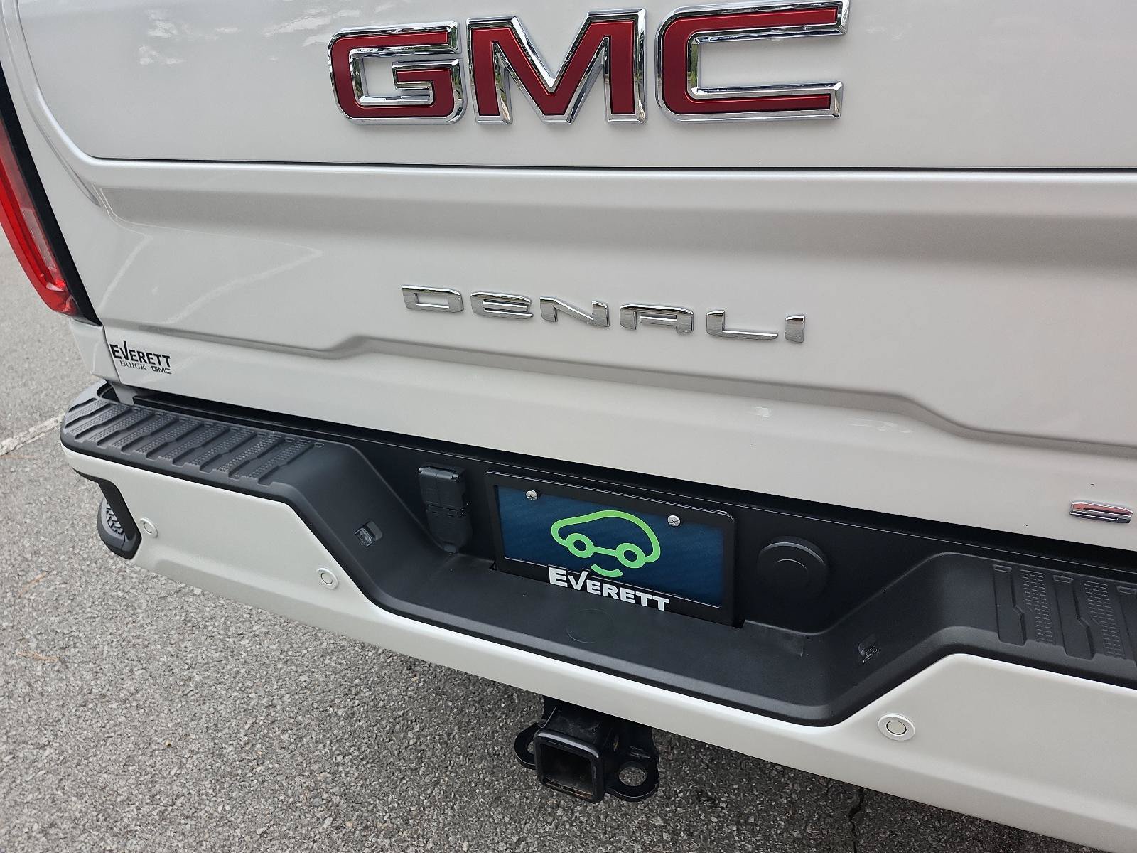 Certified 2023 GMC Sierra 2500 Denali w/ Denali Ultimate Package AWD/4WD image 4