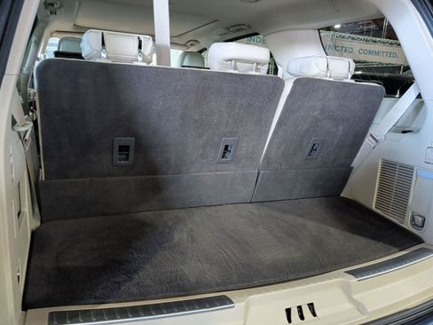 Used 2019 Lincoln Navigator Reserve AWD/4WD image 4