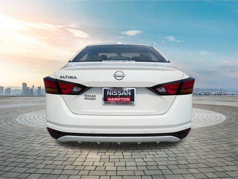 Certified 2025 Nissan Altima 2.5 S FWD image 6