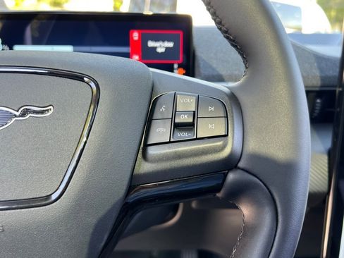 New 2025 Ford Mustang Mach-E Premium image 21