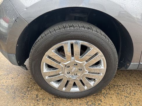 Used 2010 Ford Edge Limited image 5