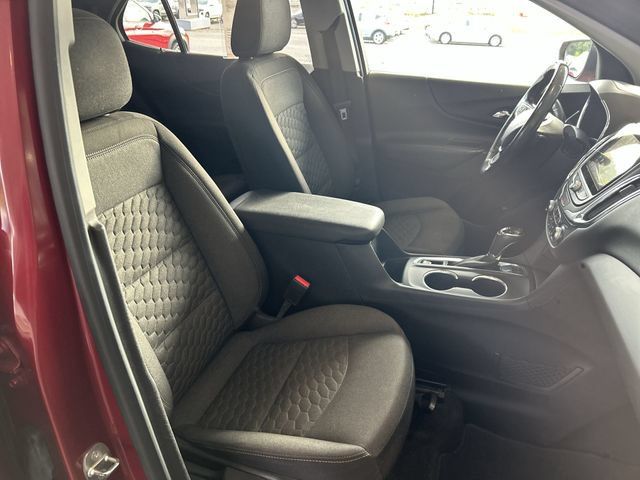 Used 2018 Chevrolet Equinox LT w/ Sun & Infotainment Package AWD/4WD image 27
