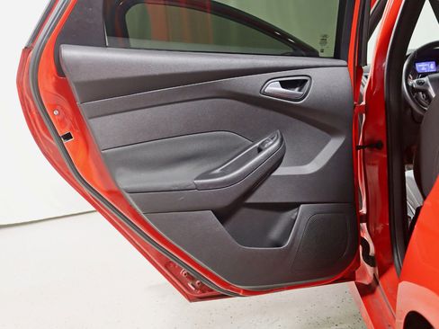 Used 2013 Ford Focus ST image 26