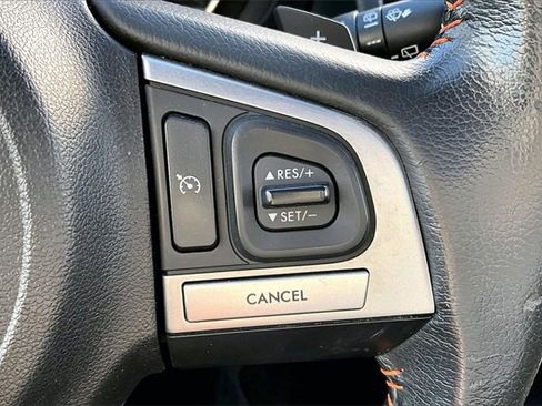 Used 2016 Subaru Crosstrek 2.0i Premium w/ Moonroof Package image 12