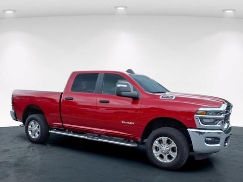 Used 2026 RAM 2500 Big Horn AWD/4WD image 17