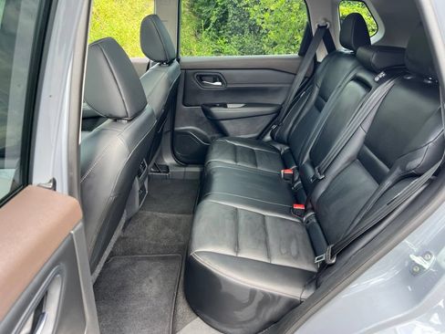 Used 2023 Nissan Rogue SL AWD/4WD image 26