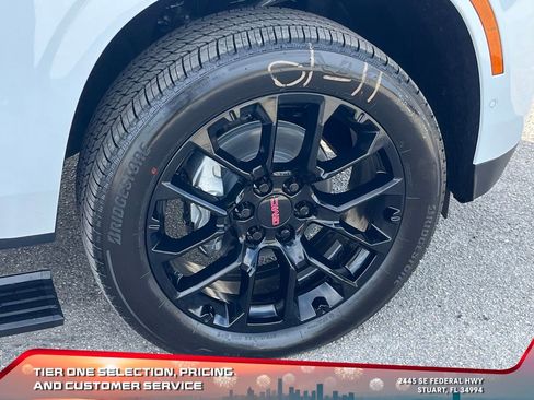 New 2026 GMC Yukon XL Denali w/ Sun & Power Step Package image 21