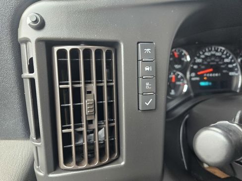 Used 2019 GMC Savana 3500 w/ Power Convenience Package image 22