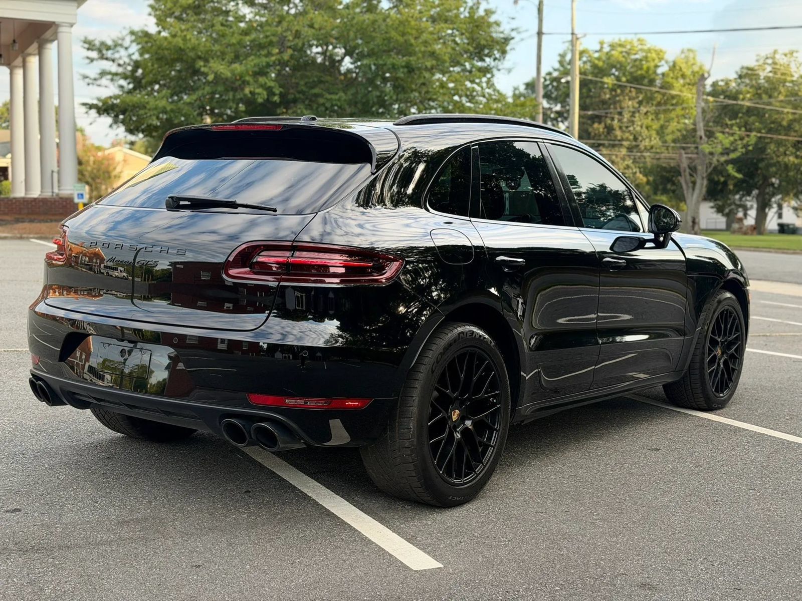 Used 2018 Porsche Macan GTS AWD/4WD image 6