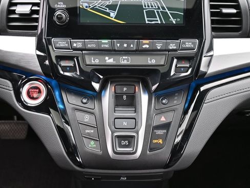 Certified 2024 Honda Odyssey Touring image 45