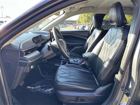 Used 2021 Ford Mustang Mach-E Select image 24