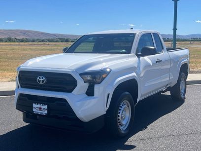 Used 2025 Toyota Tacoma SR w/ Towing Package
