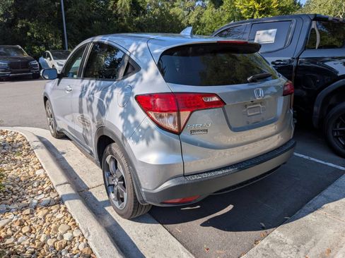 Used 2018 Honda HR-V EX image 4