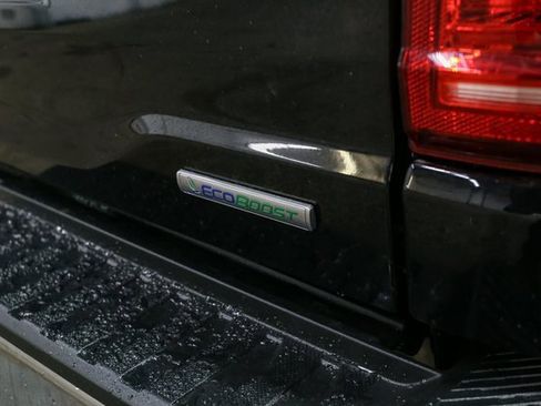 Used 2022 Ford F150 XLT w/ Equipment Group 302A High image 11