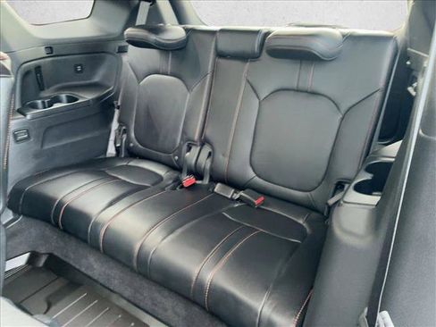 Used 2025 Honda Pilot TrailSport image 22