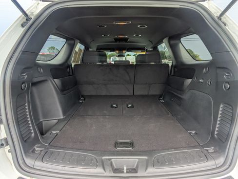 Used 2024 Dodge Durango SXT AWD/4WD image 12