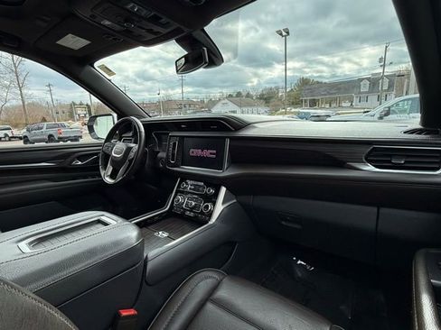 Used 2021 GMC Yukon XL Denali image 24