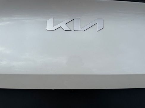 Certified 2023 Kia Sportage LX image 17