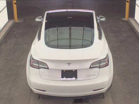 Used 2019 Tesla Model 3 Long Range AWD/4WD image 5