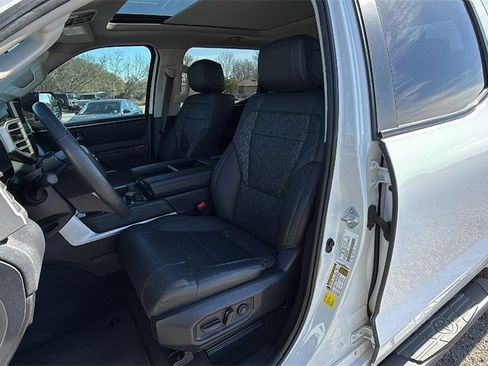 Used 2024 Toyota Tundra Limited image 13