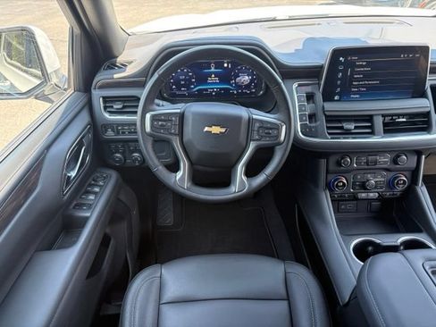 Used 2023 Chevrolet Tahoe LT w/ Luxury Package AWD/4WD image 22