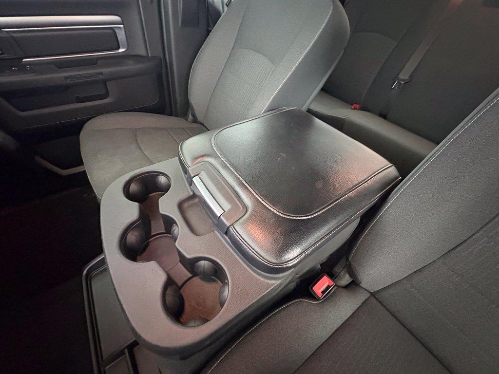 Used 2022 RAM 1500 Warlock AWD/4WD image 31