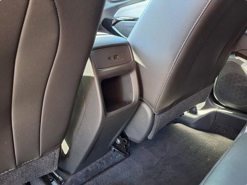 Used 2024 Chevrolet Trax LT image 24