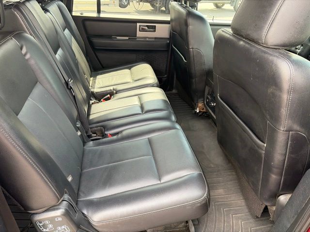 Used 2015 Ford Expedition EL XLT w/ Equipment Group 202A AWD/4WD image 21