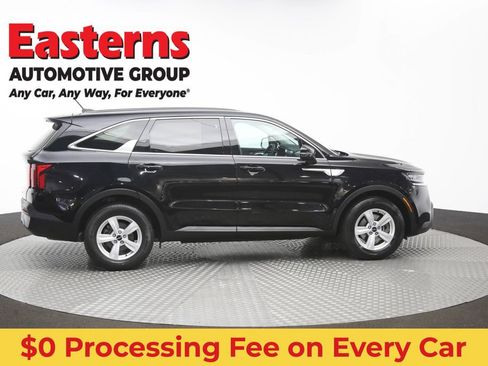 Used 2022 Kia Sorento LX FWD image 43