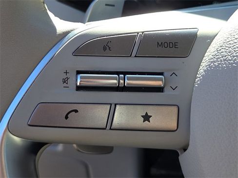 Used 2023 Hyundai Palisade Limited w/ Cargo Package image 27