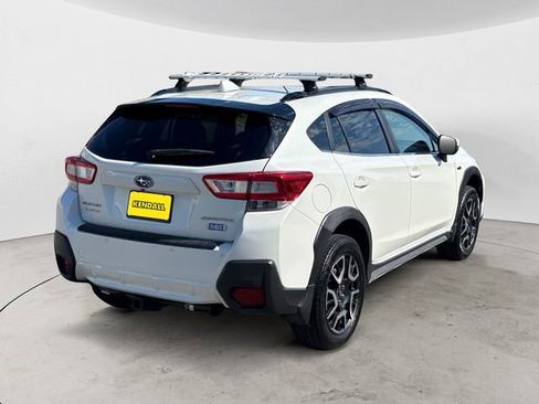 Used 2019 Subaru Crosstrek Hybrid w/ Moonroof Package w/Navigation AWD/4WD image 5