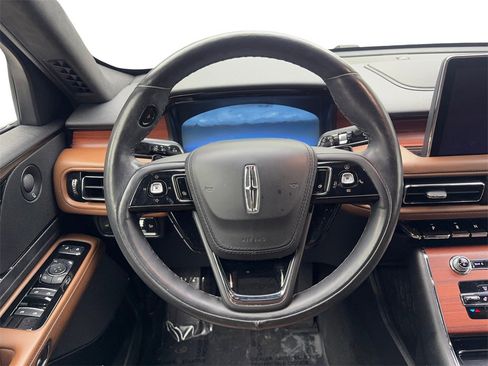 Used 2022 Lincoln Aviator Reserve w/ Equipment Group 201A image 57