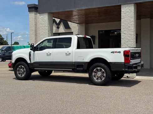 Used 2024 Ford F250 King Ranch AWD/4WD image 9