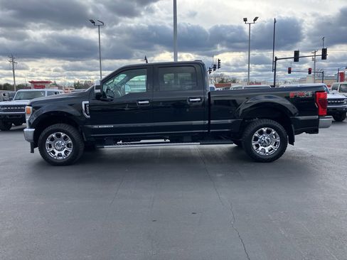 Used 2020 Ford F350 Lariat w/ Chrome Package image 3