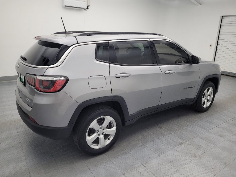 Used 2020 Jeep Compass Latitude w/ Cold Weather Group AWD/4WD image 10