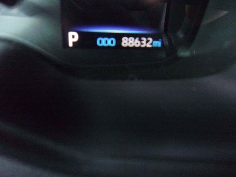 Used 2021 Toyota Corolla SE FWD image 16