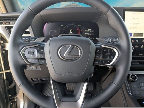 Certified 2025 Lexus GX 550 w/ Cold Area Package image 9