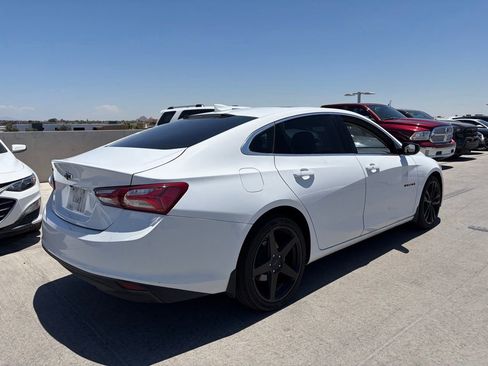 Used 2022 Chevrolet Malibu LT w/ Redline Edition FWD image 2