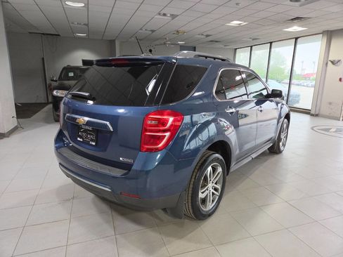 Used 2017 Chevrolet Equinox Premier w/ Enhanced Convenience Package FWD image 7