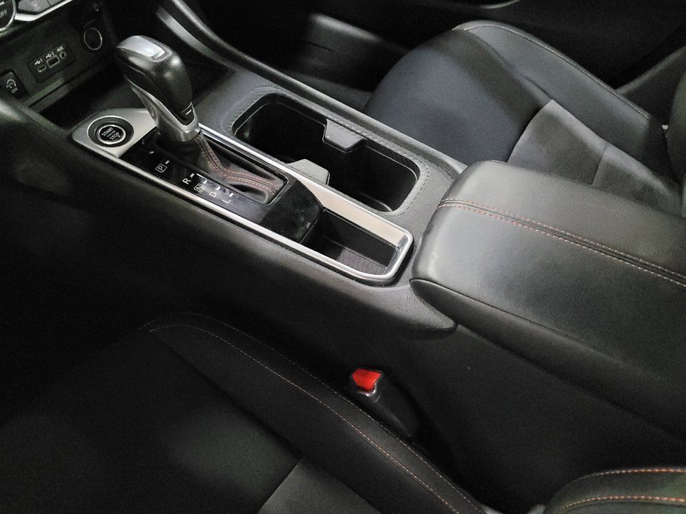 Used 2025 Nissan Sentra SR FWD image 26
