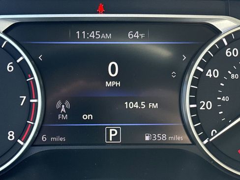 New 2025 Nissan Sentra SR w/ SR Premium Package FWD image 10