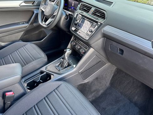 Used 2023 Volkswagen Tiguan S image 17