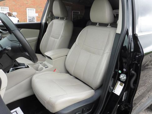 Used 2020 Nissan Rogue Sport SL FWD image 5
