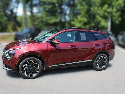 Certified 2025 Kia Sportage SX FWD image 4
