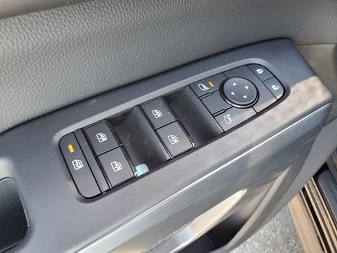 Certified 2026 Nissan Pathfinder Rock Creek w/ Rock Creek Premium Package image 17