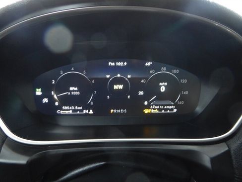 Used 2019 Lincoln Nautilus FWD image 11