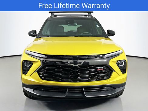 New 2025 Chevrolet TrailBlazer RS w/ Convenience Package FWD image 2